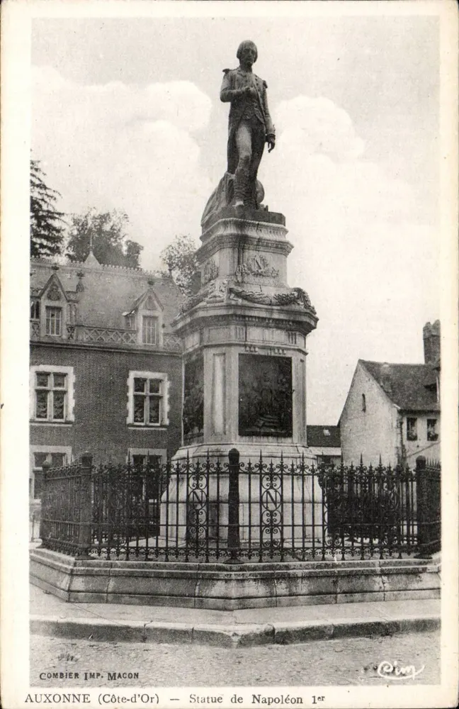 Auxonne (Côte-d'Or) — Beeld van Napoleon I — Combier Imp. Macon - Voorkant