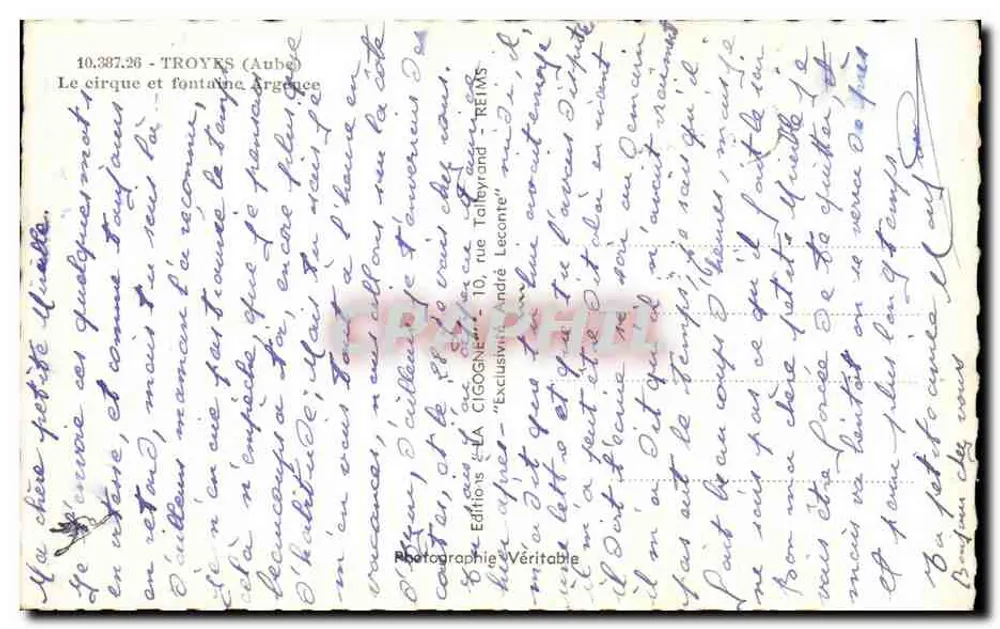 Troyes - O circo e a fonte da cisne — Edições André Leconte - Verso