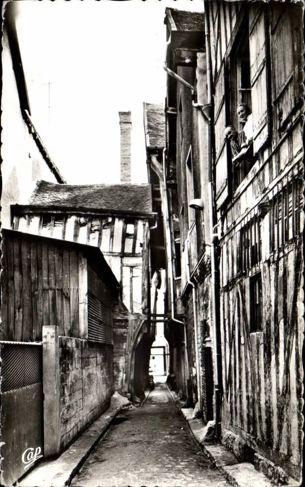 Troyes — Ruelle des Chats — éditeur Réal Photo, n° (621) - Frente