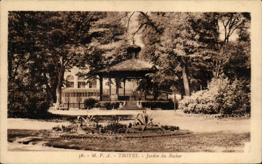 Jardim do Rocher — TROYES — M.P.A. n°56 - Frente