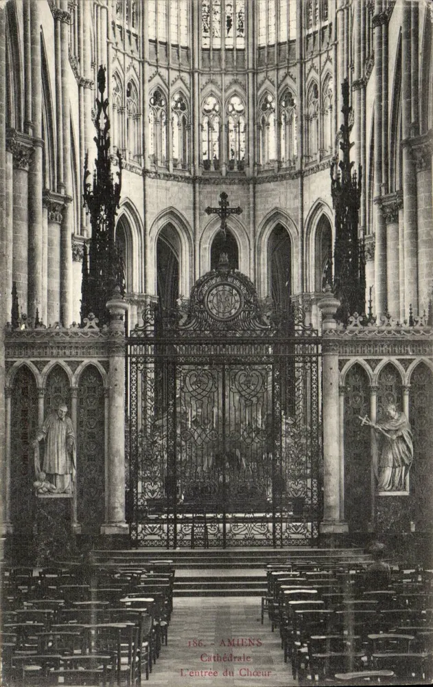 Amiens — Catedral, A Entrada do Coro — Editor não identificado, n° 186 - Frente