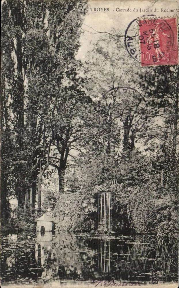 Troyes - Cachoeira do Jardim do Rochedo — editor H. Gérin, número de série não visível - Frente