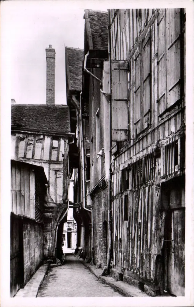 Troyes (Aube) — A rua dos Gatos — Ch. Granddidier e Cie, Editor - Frente