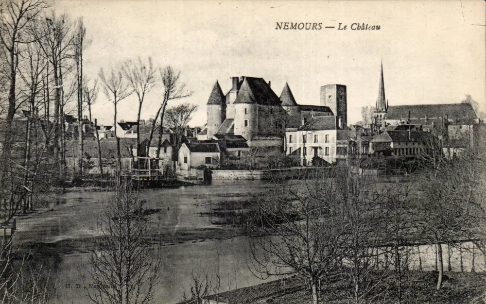 Nemours — O Castelo - Frente
