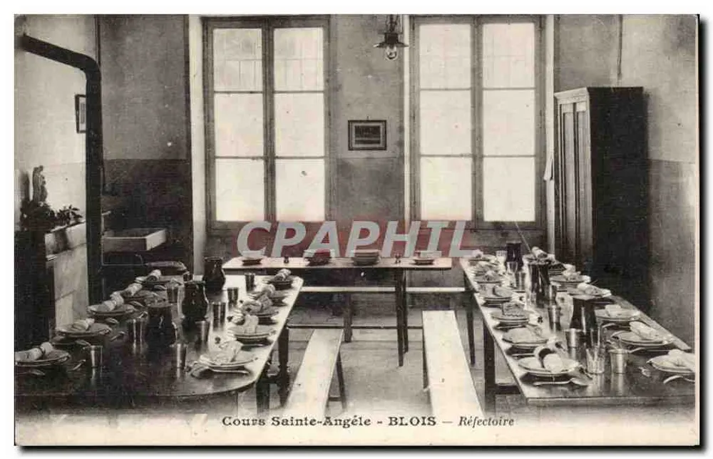 Cours Sainte-Angèle - BLOIS — Refektorium - Vorderseite