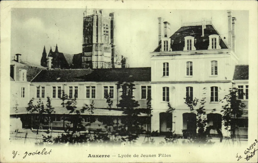 Auxerre — Meisjeslyceum — Y. Zoolelet - Voorkant