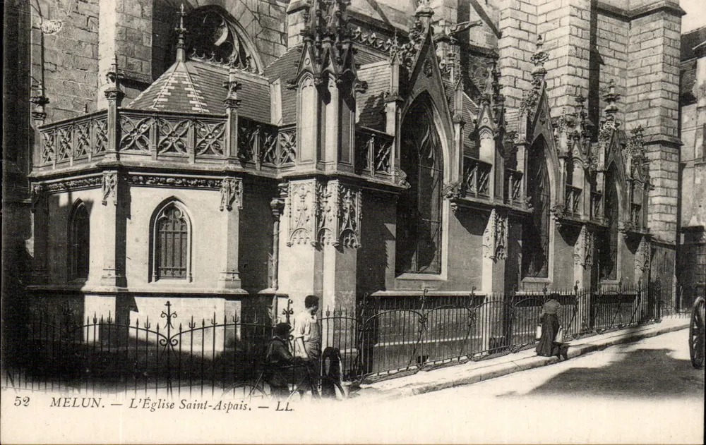 MELUN — A Igreja de São Aspais — LL - Frente