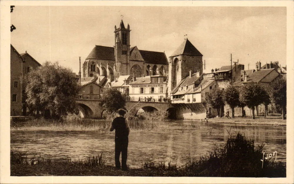 Moret (Seine-et-Marne) — Die Stadt von der rechten Seite des Loing gesehen — Les Éditions d'Art Yvon, Paris - Vorderseite