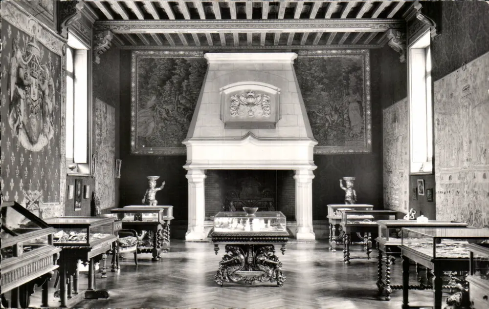 Schloss la Court d'Aron — Das Museum — Éditions FALAISE - Vorderseite