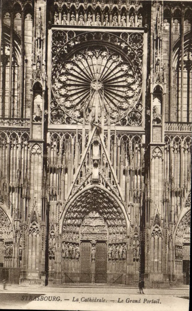 Strasbourg — A Catedral — O Grande Portal - Frente