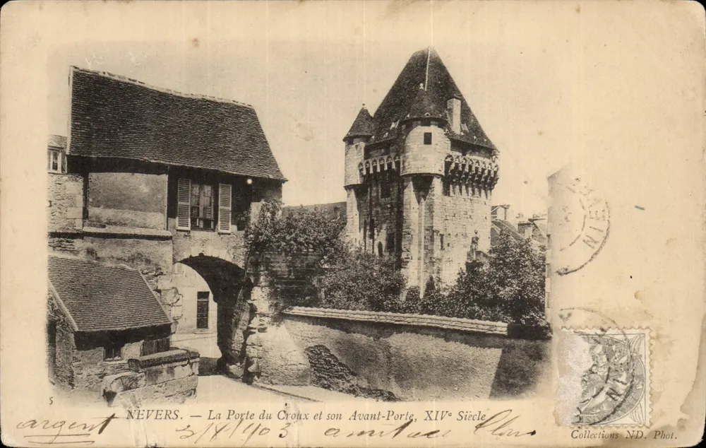 Nevers — Die Porte du Croix und ihre Vorstadt, 14. Jahrhundert — Collections ND. Phot. - Vorderseite