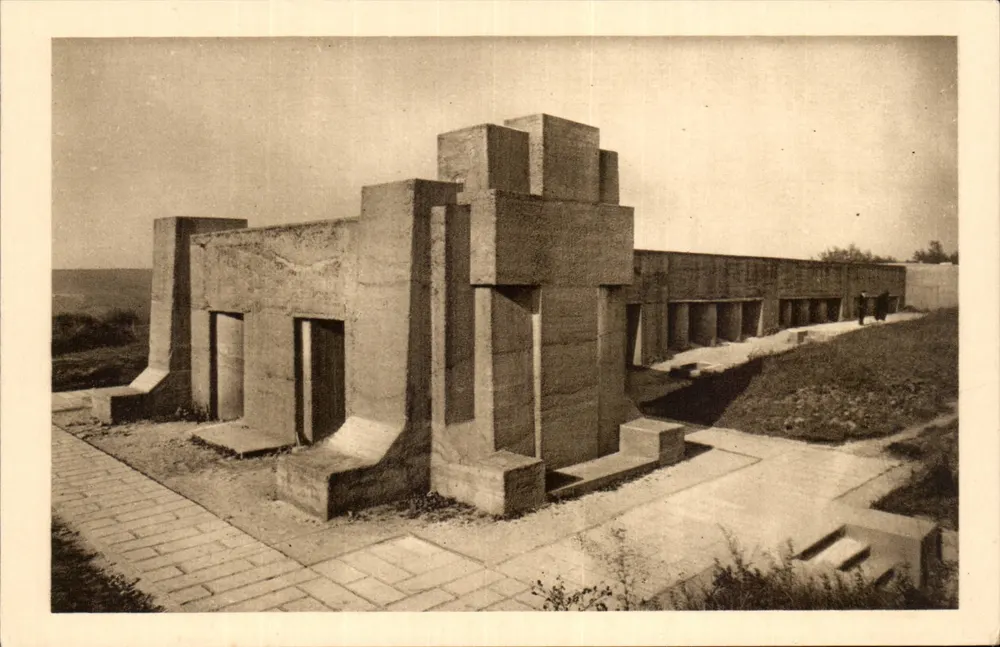 Thiaumont, perto de Douaumont — Monumento da Trincheira das Baionetas — Éditions Verdun - Frente