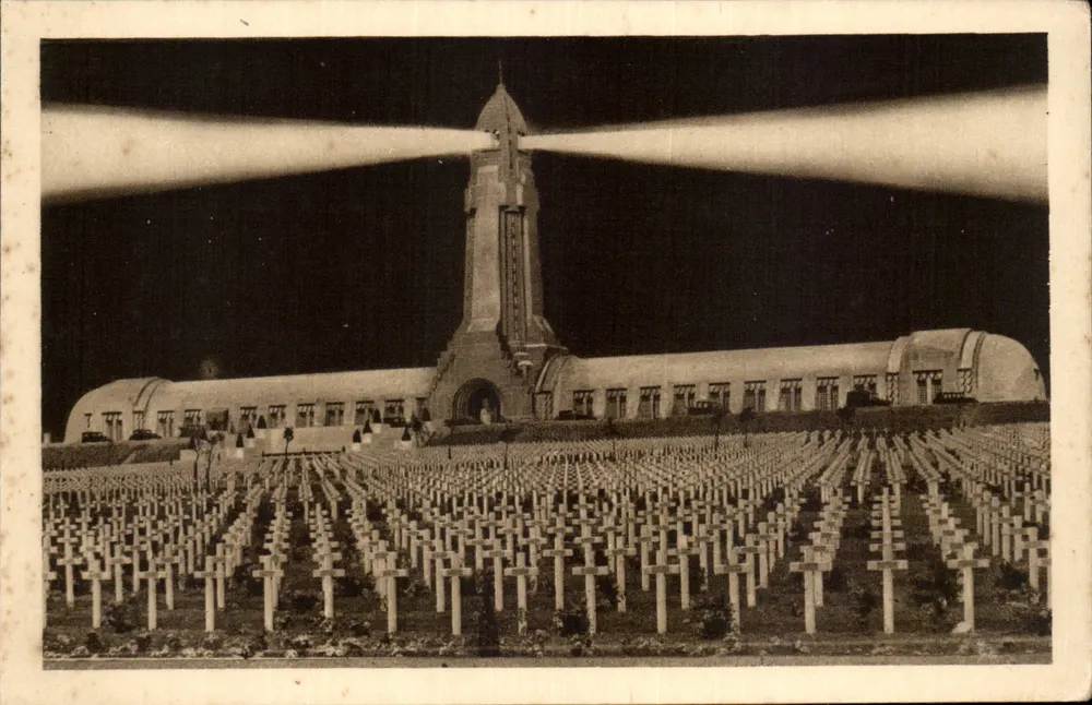 Nationalfriedhof von Douaumont — Nacht — Veroun Éditions n°455 - Vorderseite