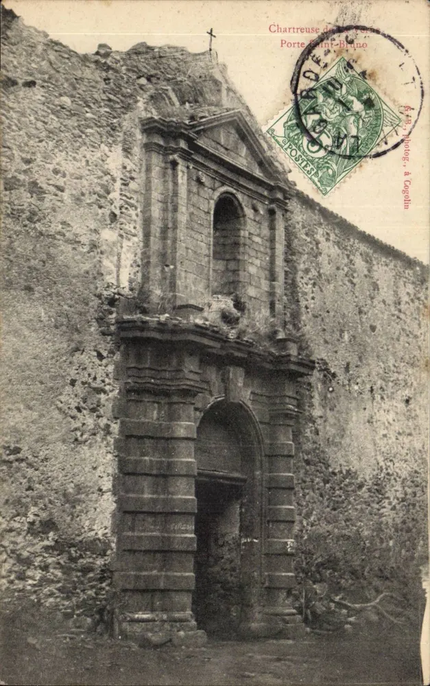 Chartreuse van Cogolin — Poort Saint-Bruno — foto in Cogolin - Voorkant
