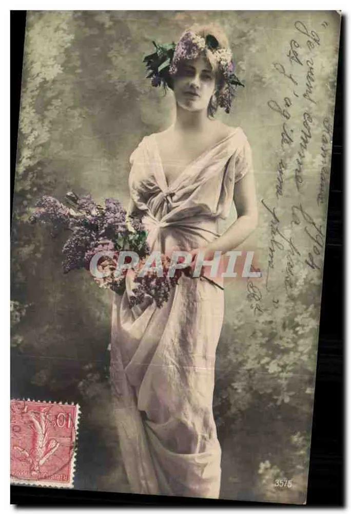 Junge Frau in drapiertem Kleid mit Krone und Lilienstrauß — Verleger Graphil, Nr. 3575 - Vorderseite