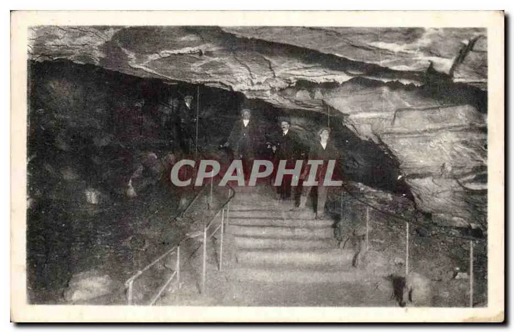 Grutas de Arcy-sur-Cure — A Descida — Edição A. Joubin - Frente