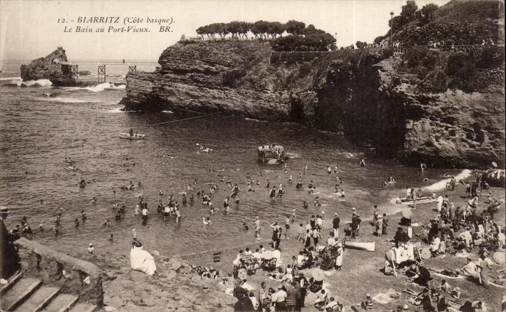 Biarritz (Côte basque) — Ansicht des Bades am Port-Vieux — Bloc frères, Verleger - Burdeau - Vorderseite