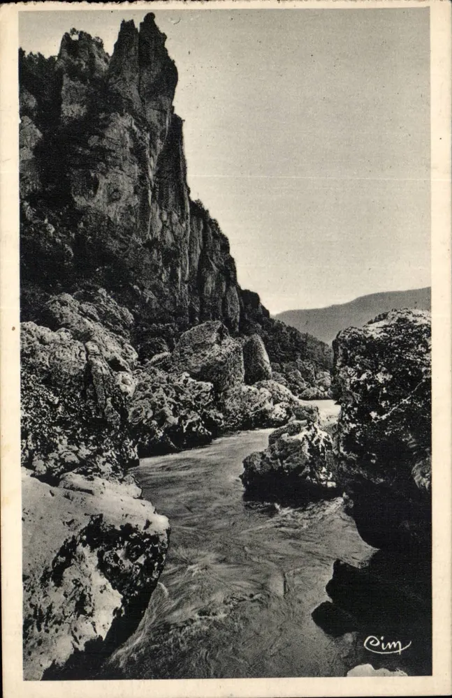 Gorges do Tarn (Lozère) — Le Pas du Souci — Heliosphar Combier Macron - Frente