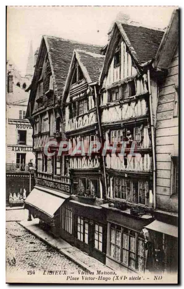Éliseux — Alte Häuser, Place Victor-Hugo (16. Jahrhundert) — ND - Vorderseite