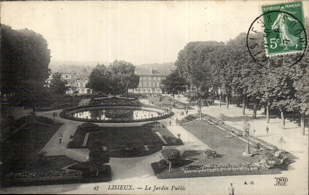 LISIEUX — O Jardim Público — A.G. Phot. - Frente