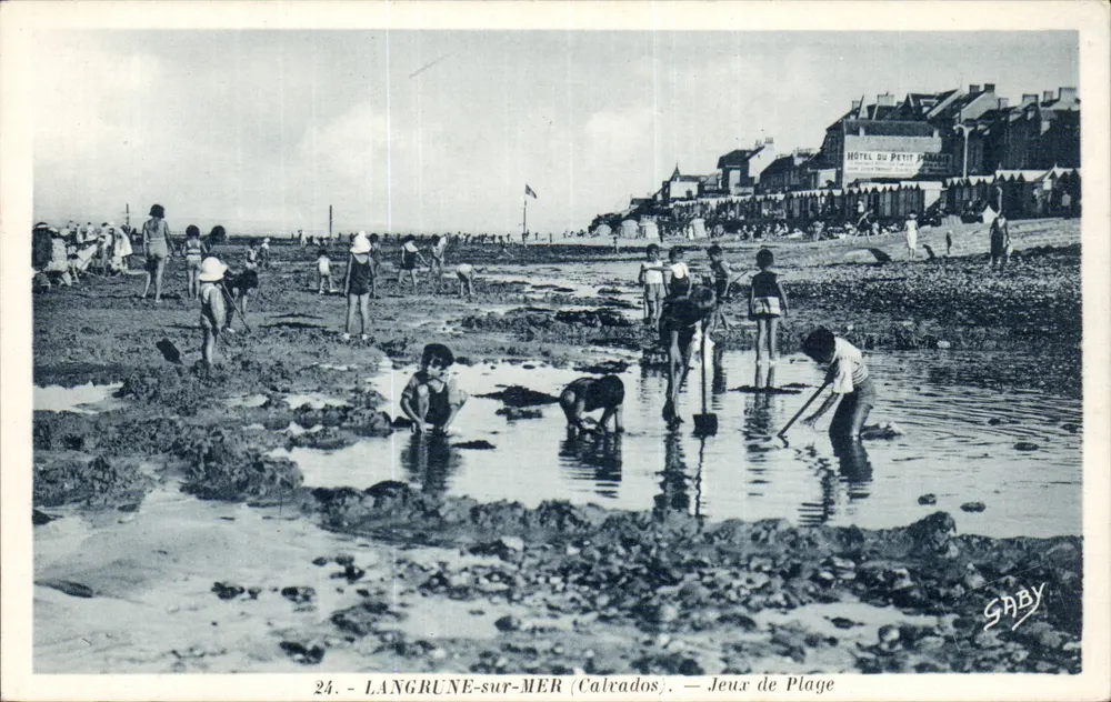 Langrune-sur-Mer (Calvados) — Jogos na Praia — Saby - Frente