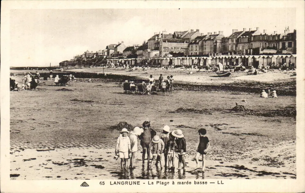 Langrune - A Praia com maré baixa — LL - Frente