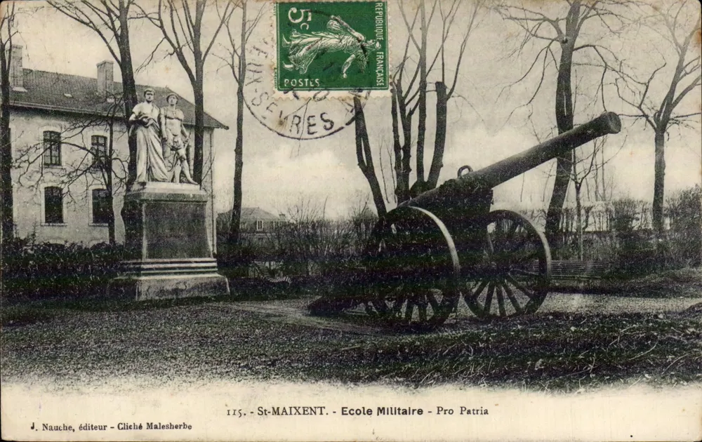St-Maixent - Escola Militar - Pro Patria — J. Nauche, editor - Cliché Malesherbe - Frente
