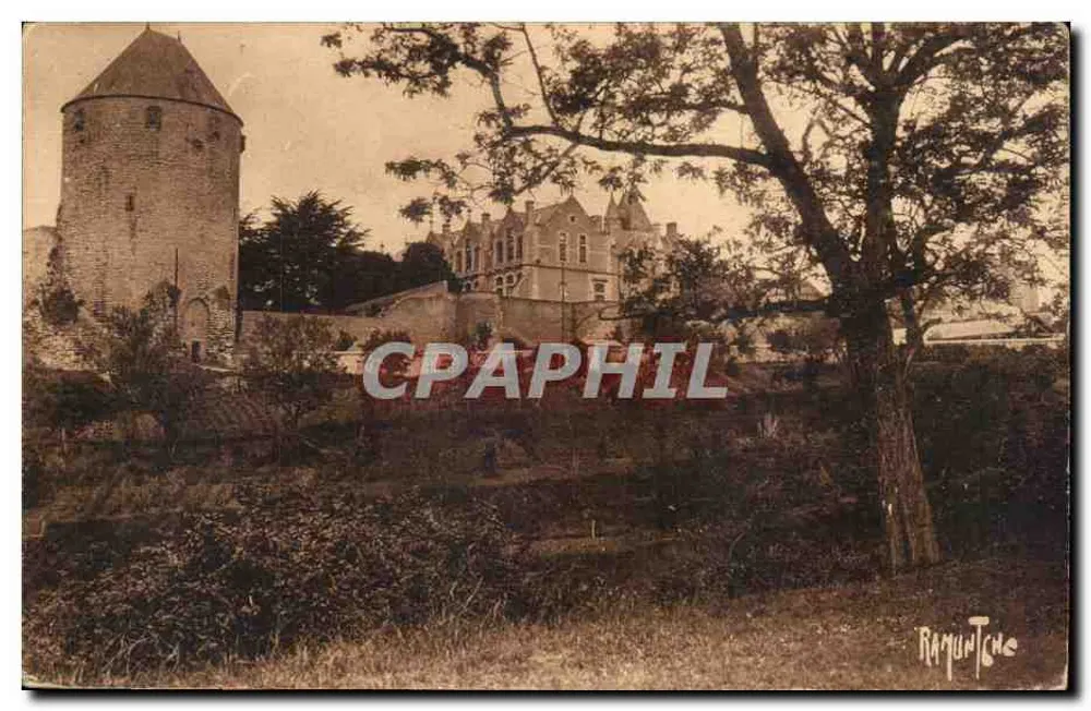 Turm des Prinzen von Wales — Höhere Mädchen-Schule — Thouars — Verlag Ramuntcho - Vorderseite