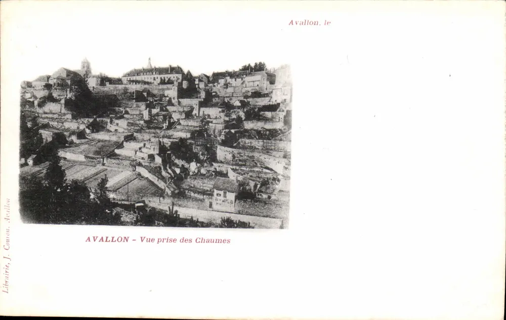 Avallon - Vista tirada dos Chaumes — Livraria J. Conon, Avallon - Frente