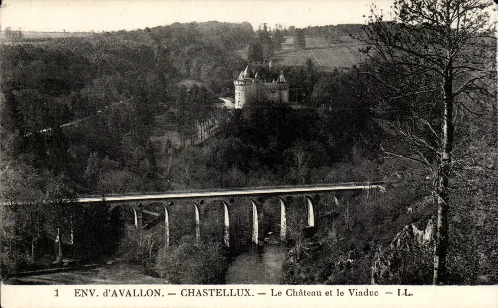 Env. d'Avallon — Chastellux — Schloss und Viadukt — I.L. - Vorderseite