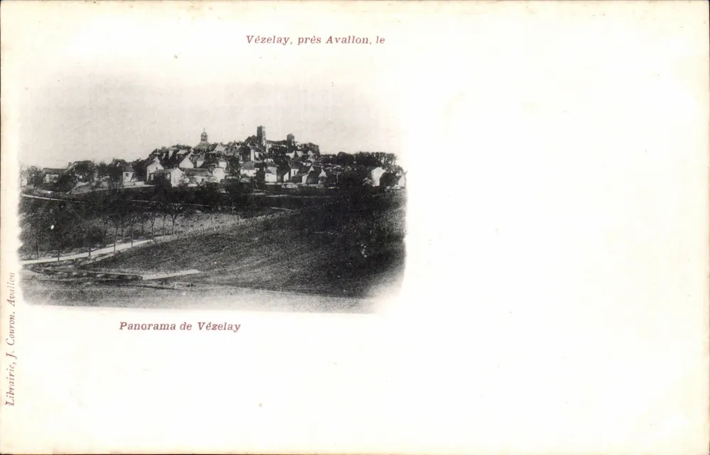 Vézelay, perto de Avallon, o — Panorama de Vézelay — Livraria J. Couron, Avallon - Frente