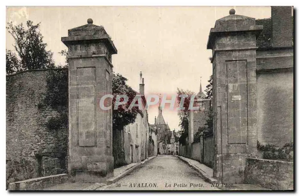 Avallon — A Pequena Porta — ND Phot. - Frente
