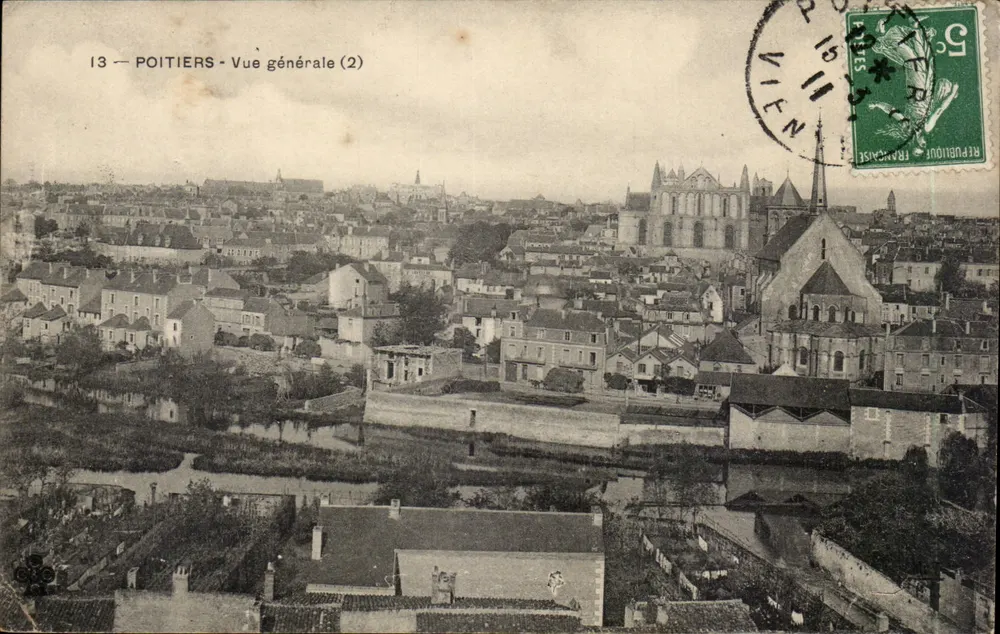 Poitiers — Vista geral (2) — Editor desconhecido, n° 13 - Frente