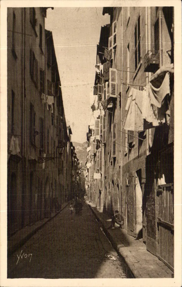 Toulón — Rue du vieux quartier — Les Éditions d'Art YVOL, París - Anverso