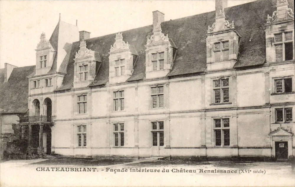 Châteaubriant — Fachafronte interna do Castelo Renascentista (século XVI) — Coleção A. Puech - Frente