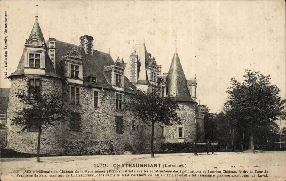 Castelo de Châteaubriant — Vista meridional do castelo da Renascença (1537) — Coleção Lacroix - Frente
