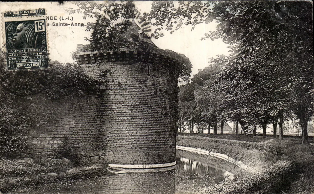 Torre da cidadela de Nantes — Exposição Internacional — F. Chapeau, editor Nantes - Frente