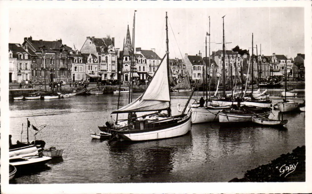 Der Hafen und der Kai — Plage-Bon — Editions Gaby - Vorderseite