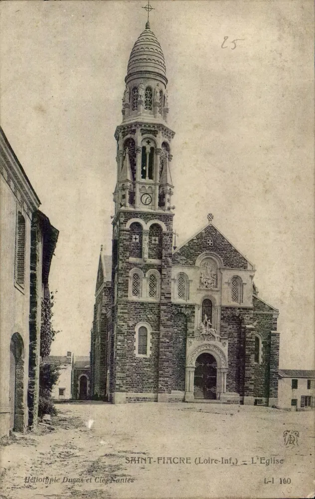 Saint-Fiacre (Loire-Inf.) — De Kerk — Heliotipie Dugas en Cie, Nantes, L-I 160 - Voorkant