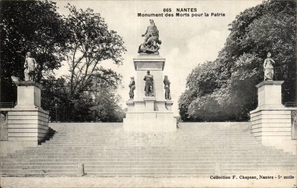 Nantes — Denkmal der Toten für das Vaterland — Sammlung F. Chapeau - Vorderseite