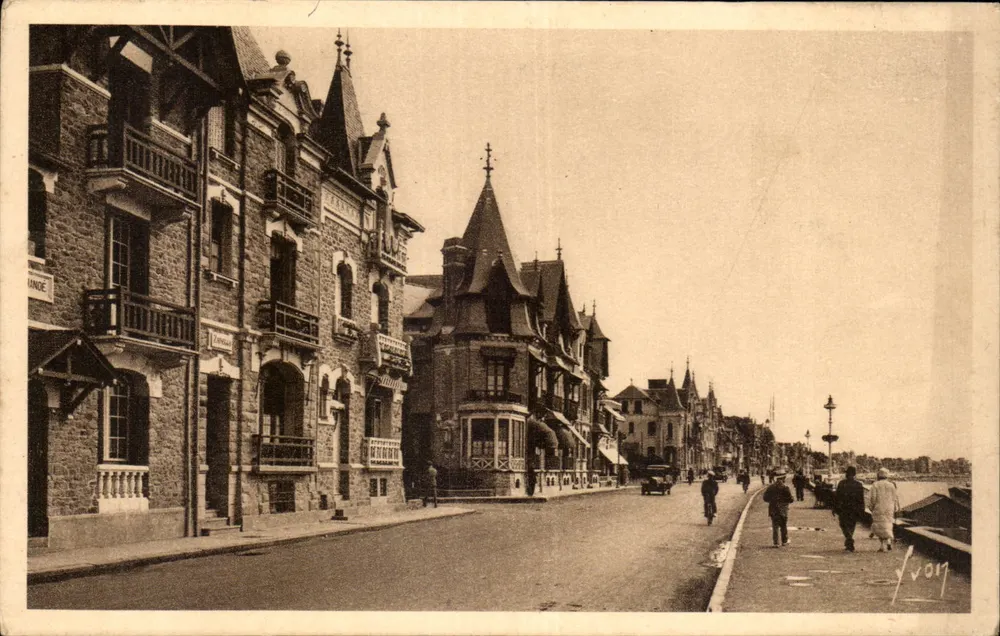La Baule (Loire-Inférieure) — A esplanada — Les Éditions d'Art Yvonn, Paris - Frente