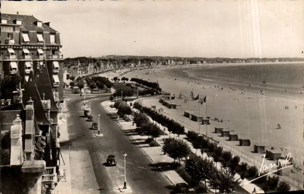 La Baule — De Esplanade van het Casino — Janssot - Voorkant