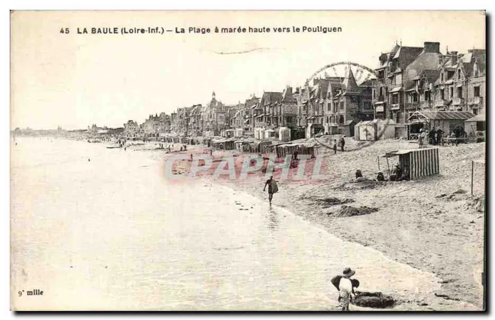 La Baule (Loire-Inf.) — Die Strandpromenade bei Flut in Richtung Poulguen — 45 - Vorderseite