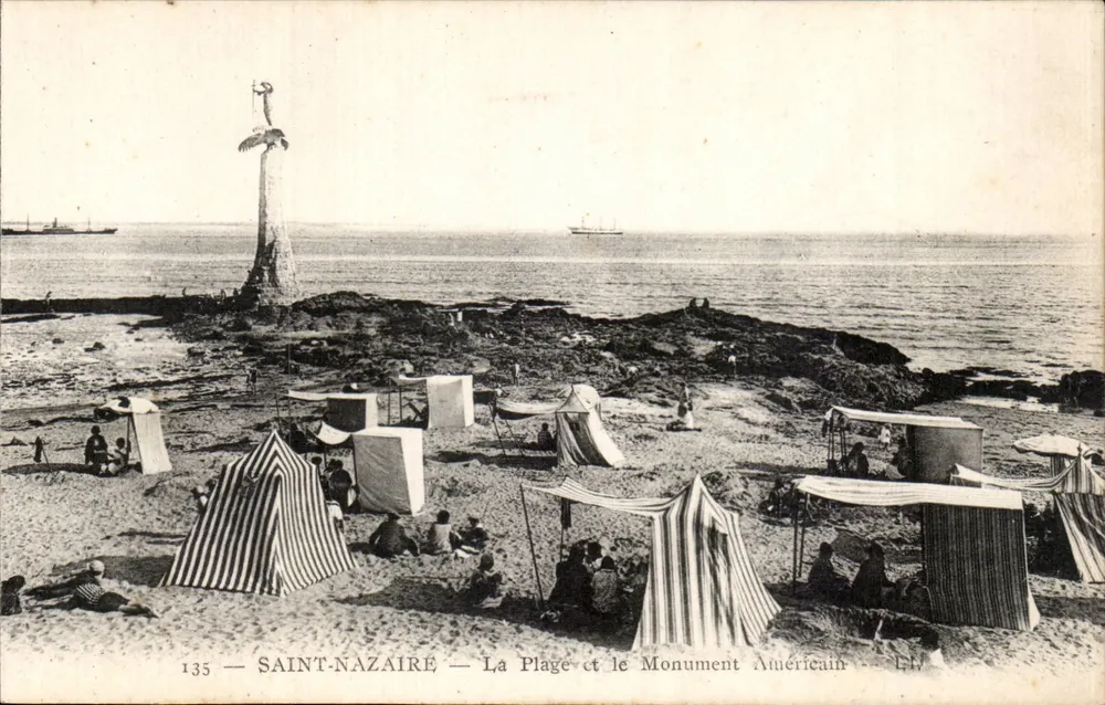 Saint-Nazaire — Der Strand und das Amerikanische Denkmal — Verlag L. Levav & Neprudier, n°135 - Vorderseite