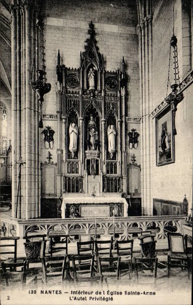 NANTES — Innenansicht der Kirche Sainte-Anne — Der Privilegierte Altar — F. Chapeau, Verlag - Vorderseite
