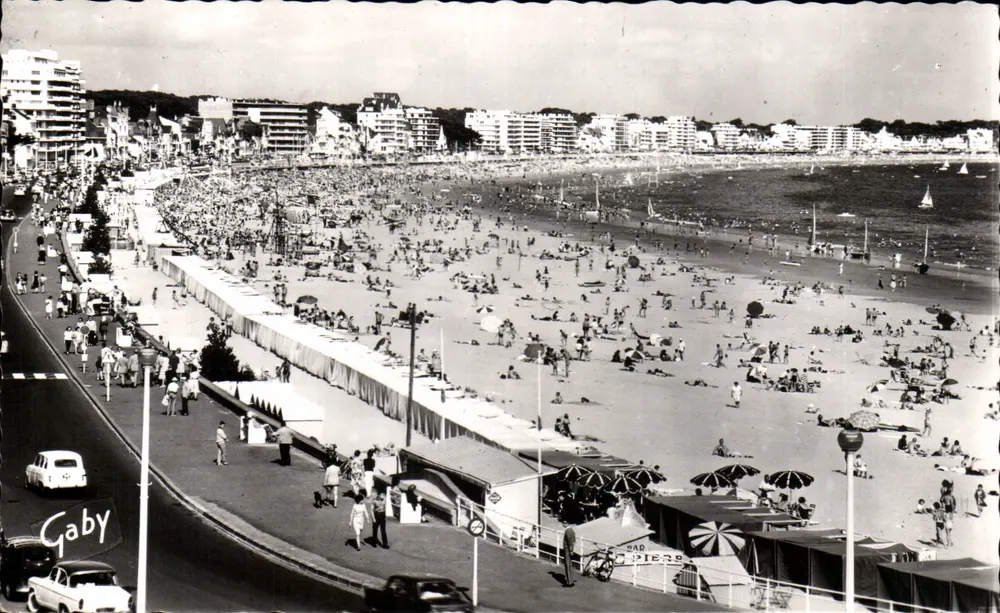 La Baule — Vista geral da praia — Éditions Gaby, Nantes - Frente