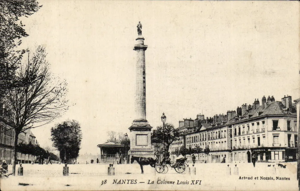 Nantes — Säule Louis XVI — Artaud et Nozais, Nantes - Vorderseite