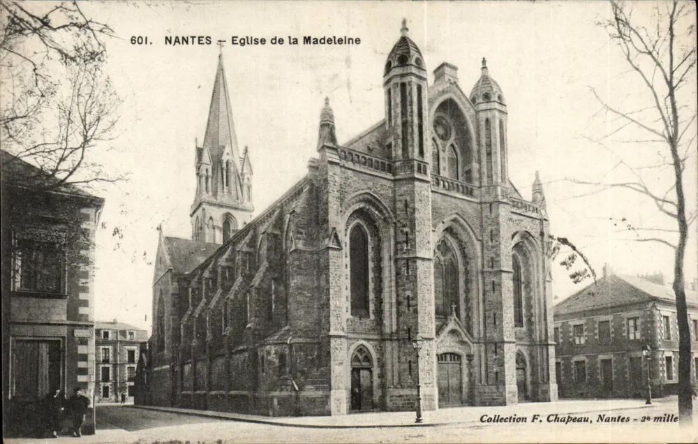 NANTES — Iglesia de la Madeleine — Colección F. Chapeau, Nantes - 2° milenio - Anverso