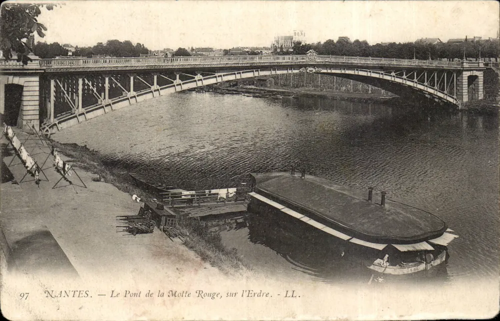 NANTES — Die rote Motte-Brücke, über die Erdre — LL. Nr. 97 - Vorderseite