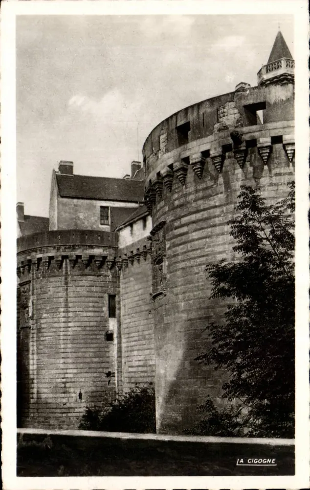 As Três Torres — Nantes — editor LA CIGOGNE, n° 184 - Frente